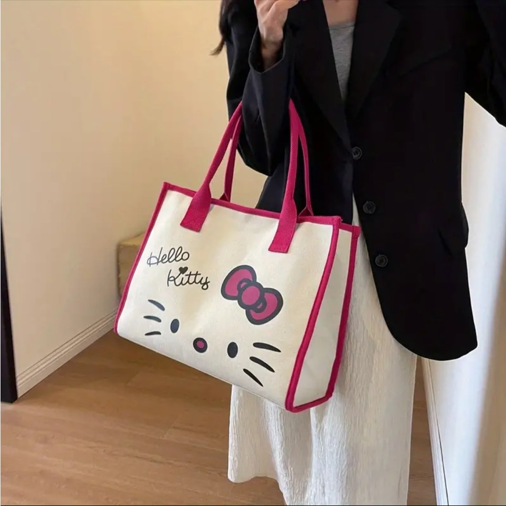 ⭐️ Hello Kitty Canvas Bag ⭐️